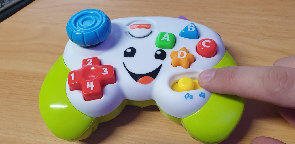 Alguien logró jugar en su Xbox con un control de Fisher Price