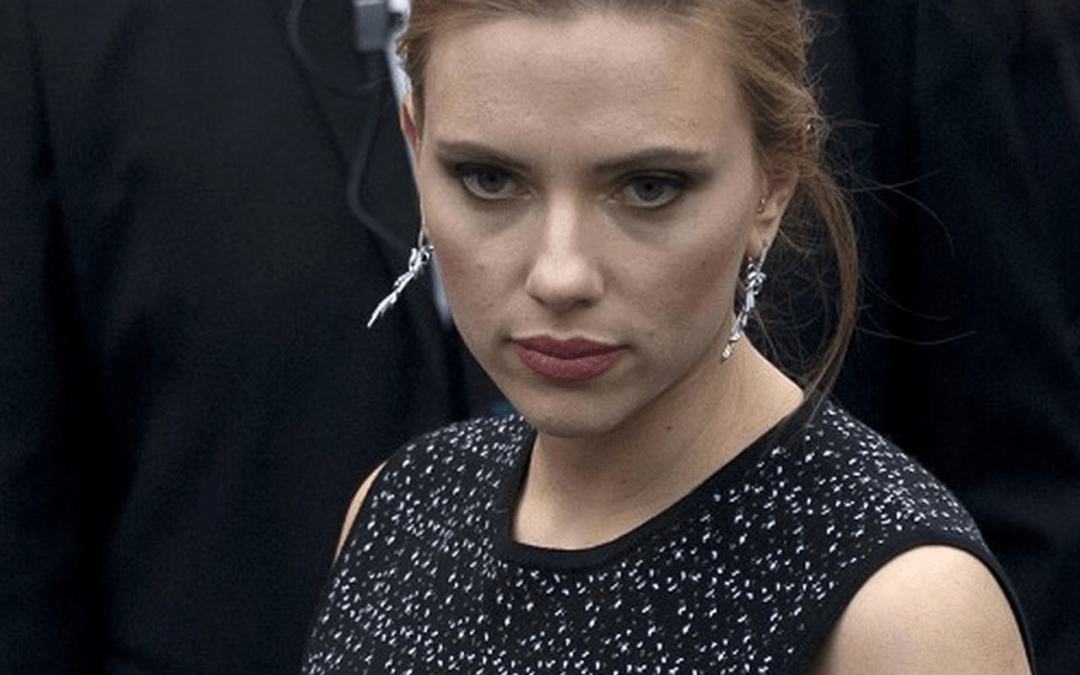 Scarlett Johansson arremete contra OpenAI y Sam Altman